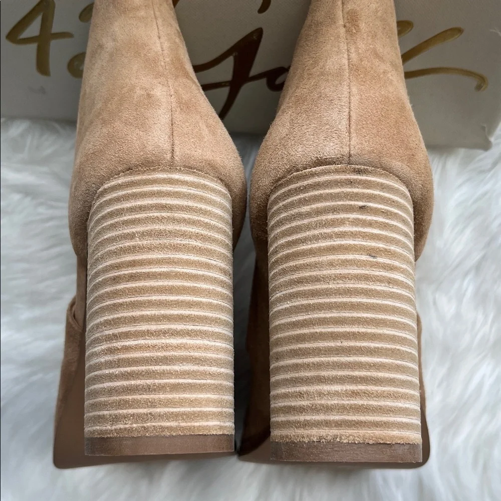 🆕42 Gold Women's Natural/Beige Suede Open Toe Booties Size 11